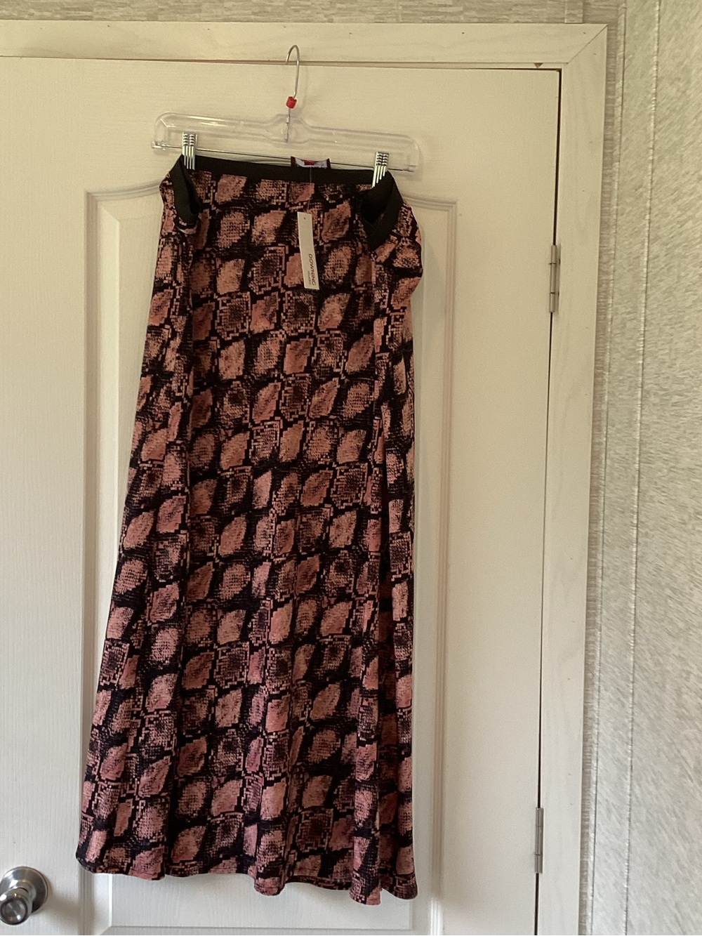 Downing Studio Women's Pink Snake-Print Maxi Skirt with Elastic Waist 3XL BNWT